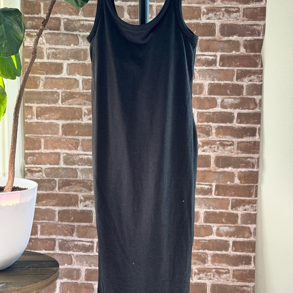 Vuori Halo Essential Dress  Women’s DreamKnit Dress - Picture 2 of 4